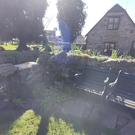Penybont Barn Villa Llangorse Exterior photo