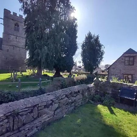 Penybont Barn Villa Llangorse Exterior photo