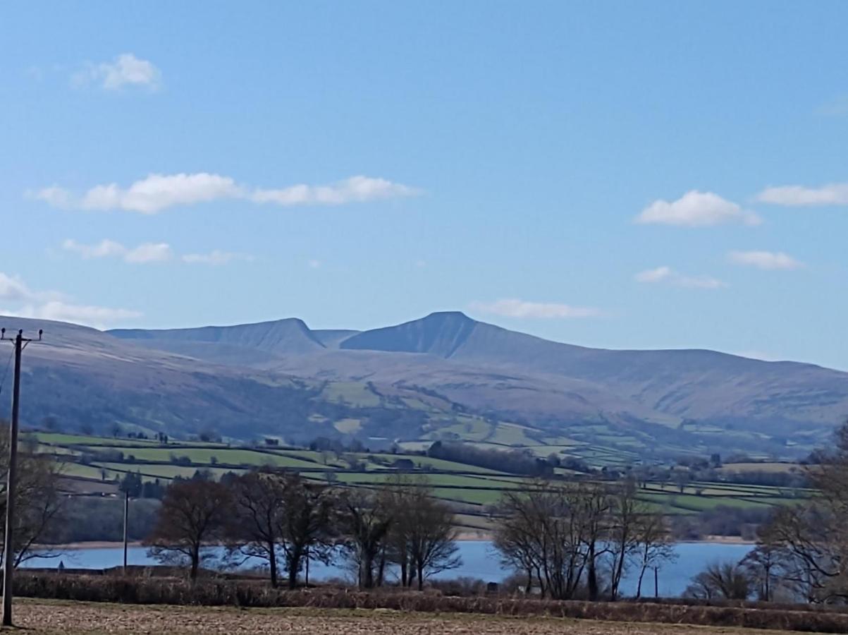 Penybont Barn *